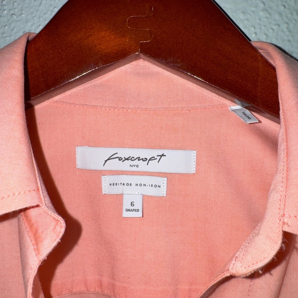 Foxcroft NYC Heritage Non-Iron Peach Button Down Blouse Size 6 Shaped - Picture 5 of 5